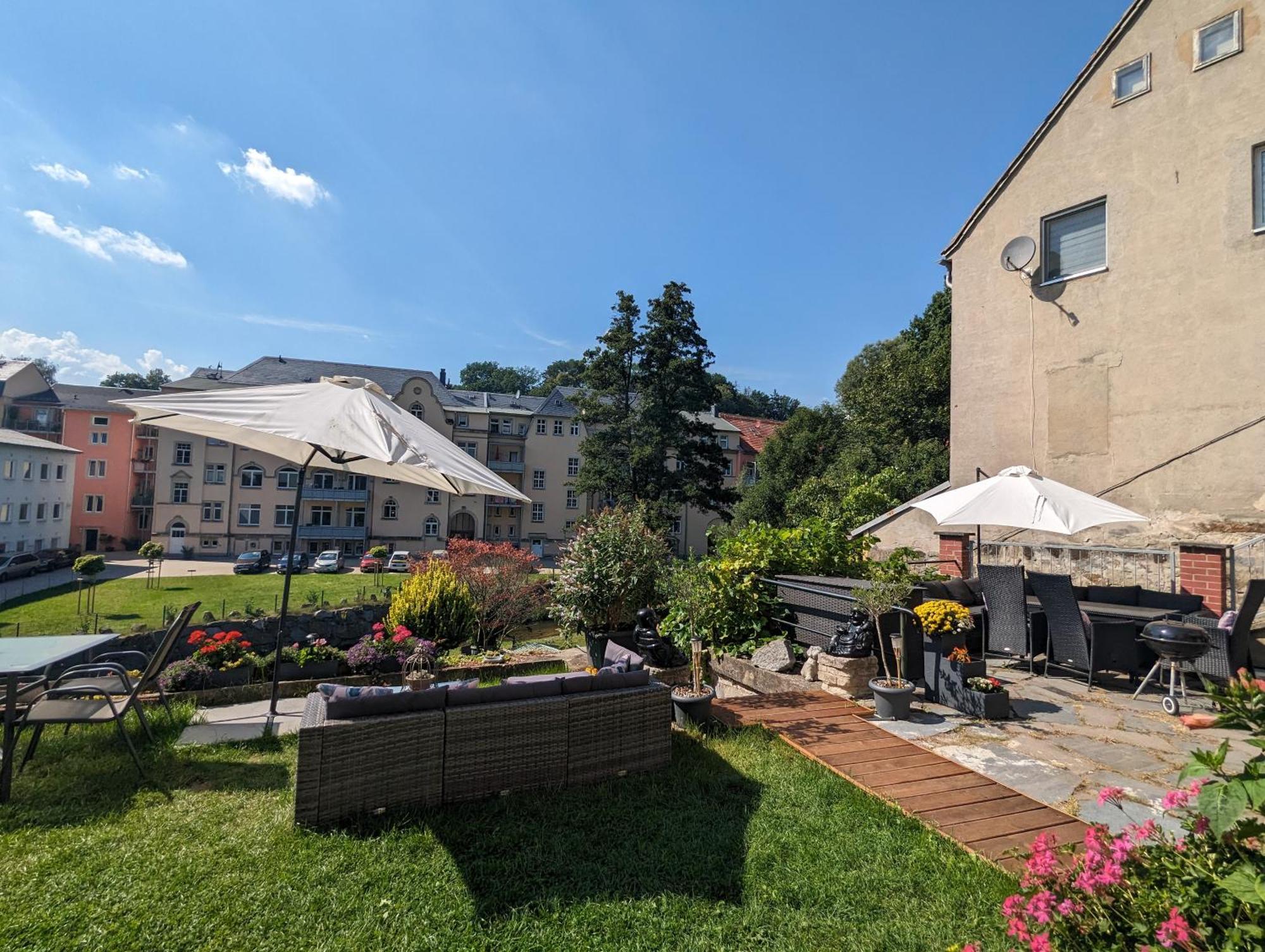 F1 - Urlaubsmagie - Helle Wohnung Mit Sauna & Pool & Whirlpool Sebnitz Luaran gambar
