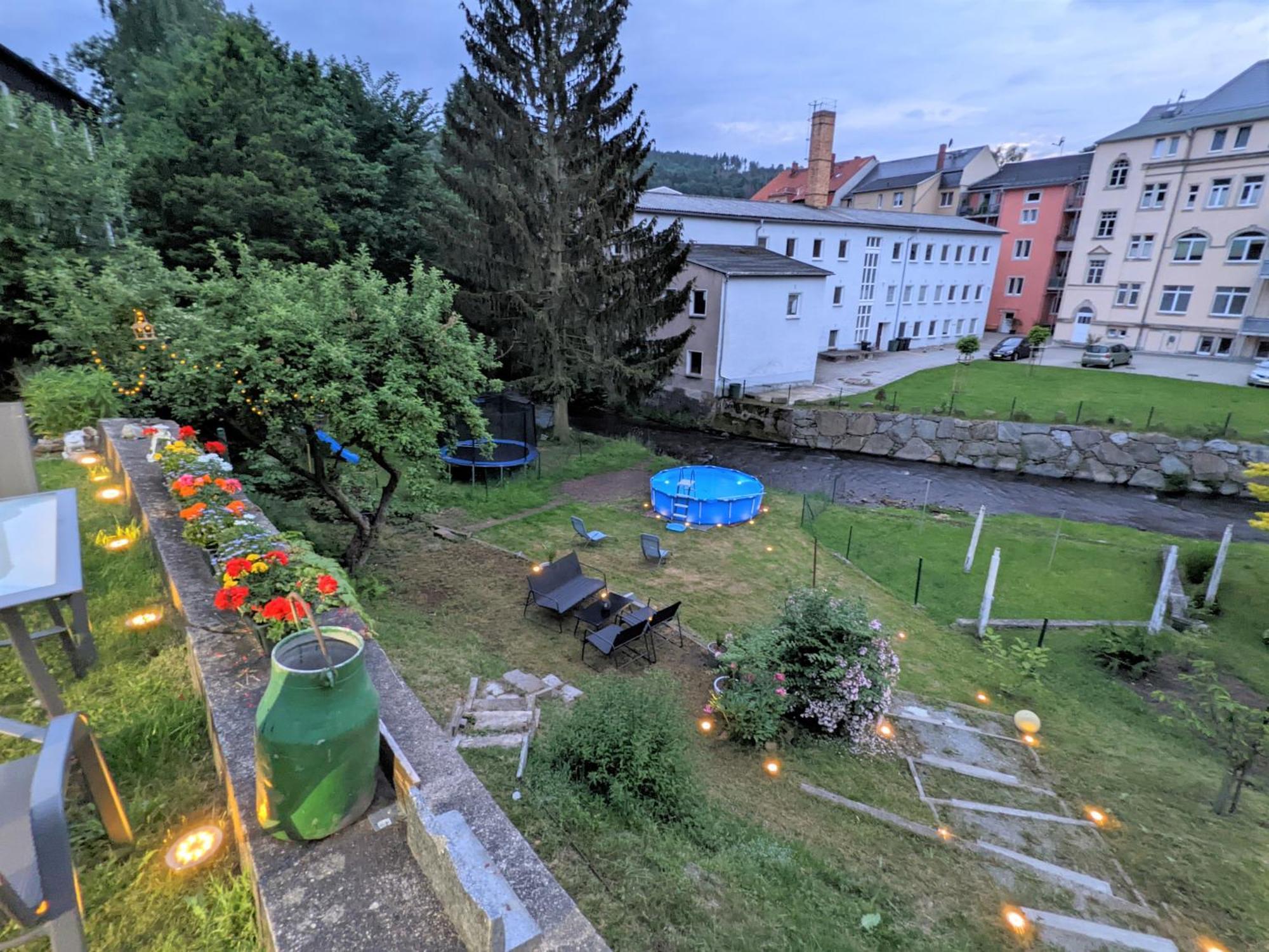 F1 - Urlaubsmagie - Helle Wohnung Mit Sauna & Pool & Whirlpool Sebnitz Luaran gambar