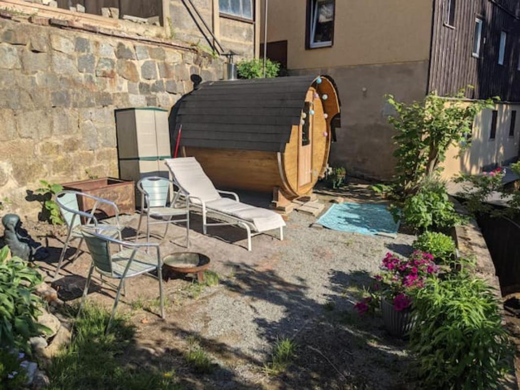 F1 - Urlaubsmagie - Helle Wohnung Mit Sauna & Pool & Whirlpool Sebnitz Luaran gambar