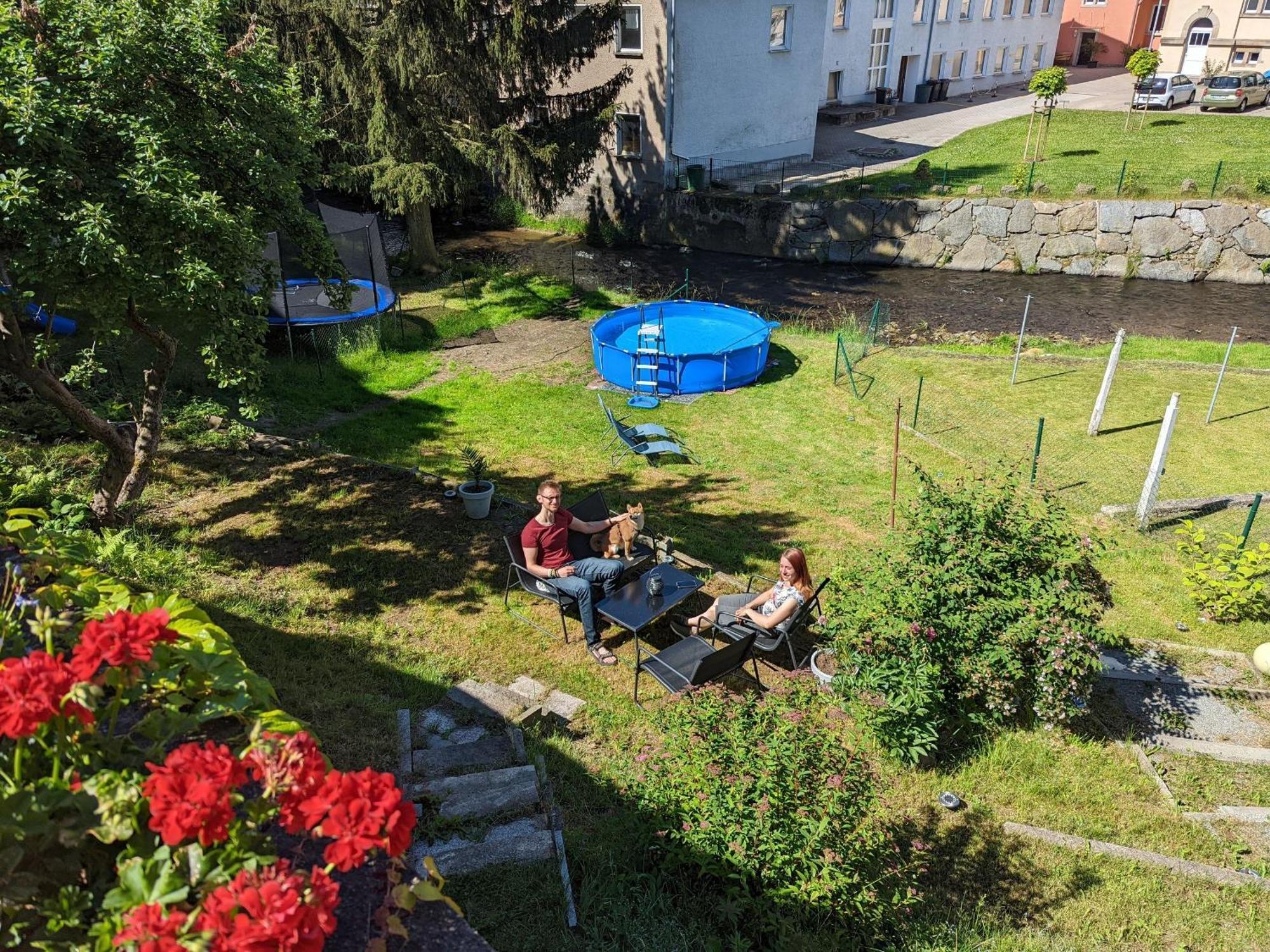 F1 - Urlaubsmagie - Helle Wohnung Mit Sauna & Pool & Whirlpool Sebnitz Luaran gambar