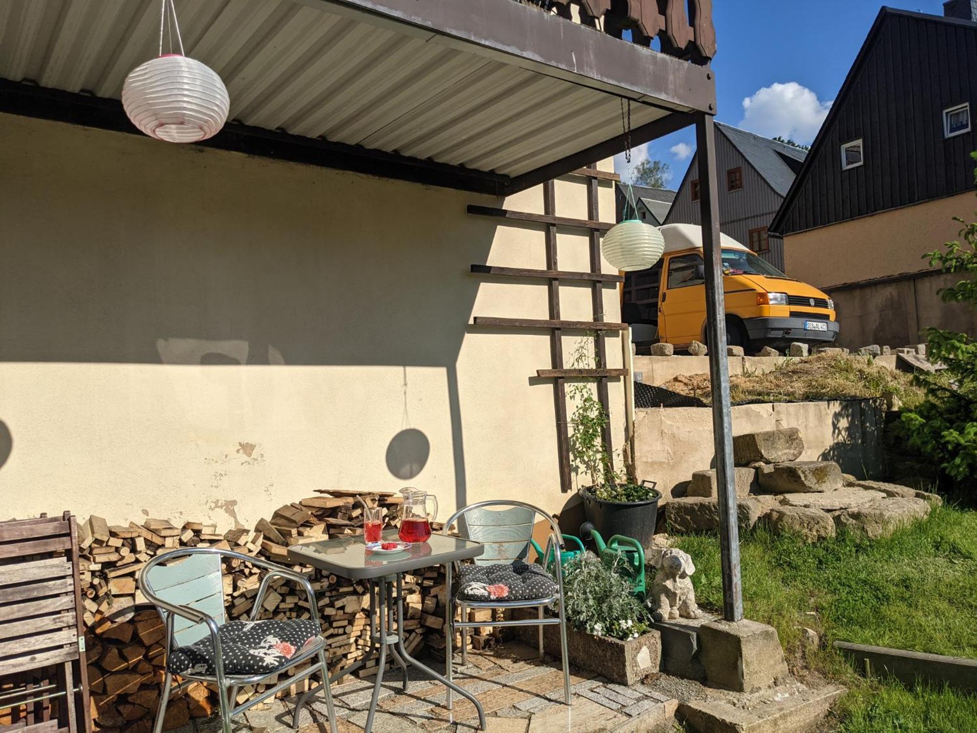 F1 - Urlaubsmagie - Helle Wohnung Mit Sauna & Pool & Whirlpool Sebnitz Luaran gambar