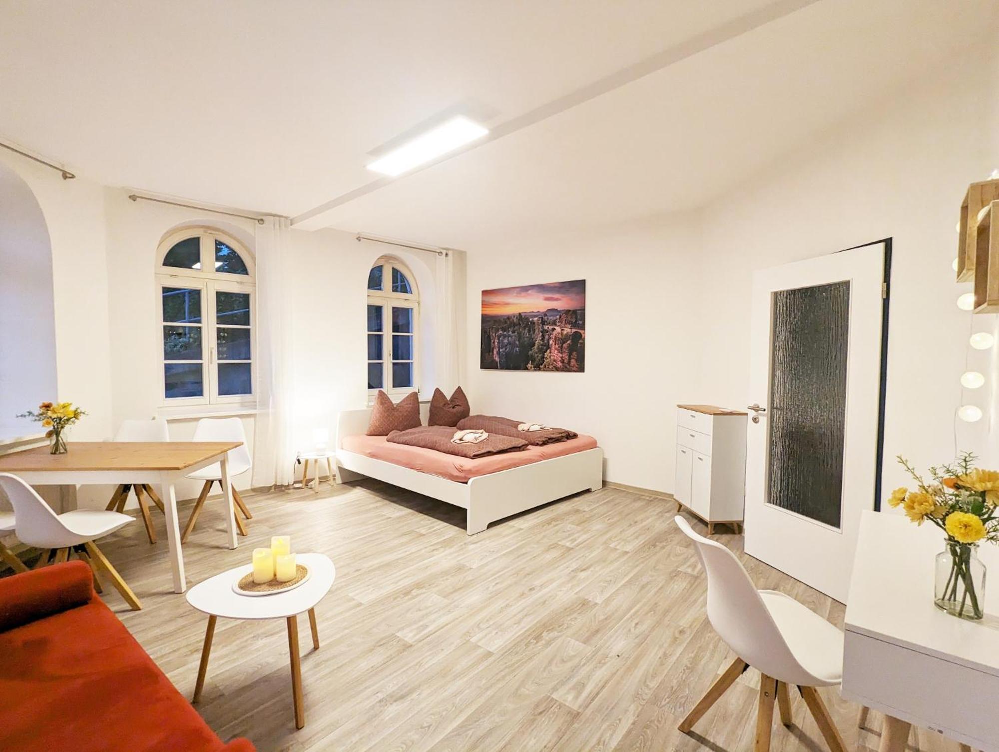 F1 - Urlaubsmagie - Helle Wohnung Mit Sauna & Pool & Whirlpool Sebnitz Luaran gambar