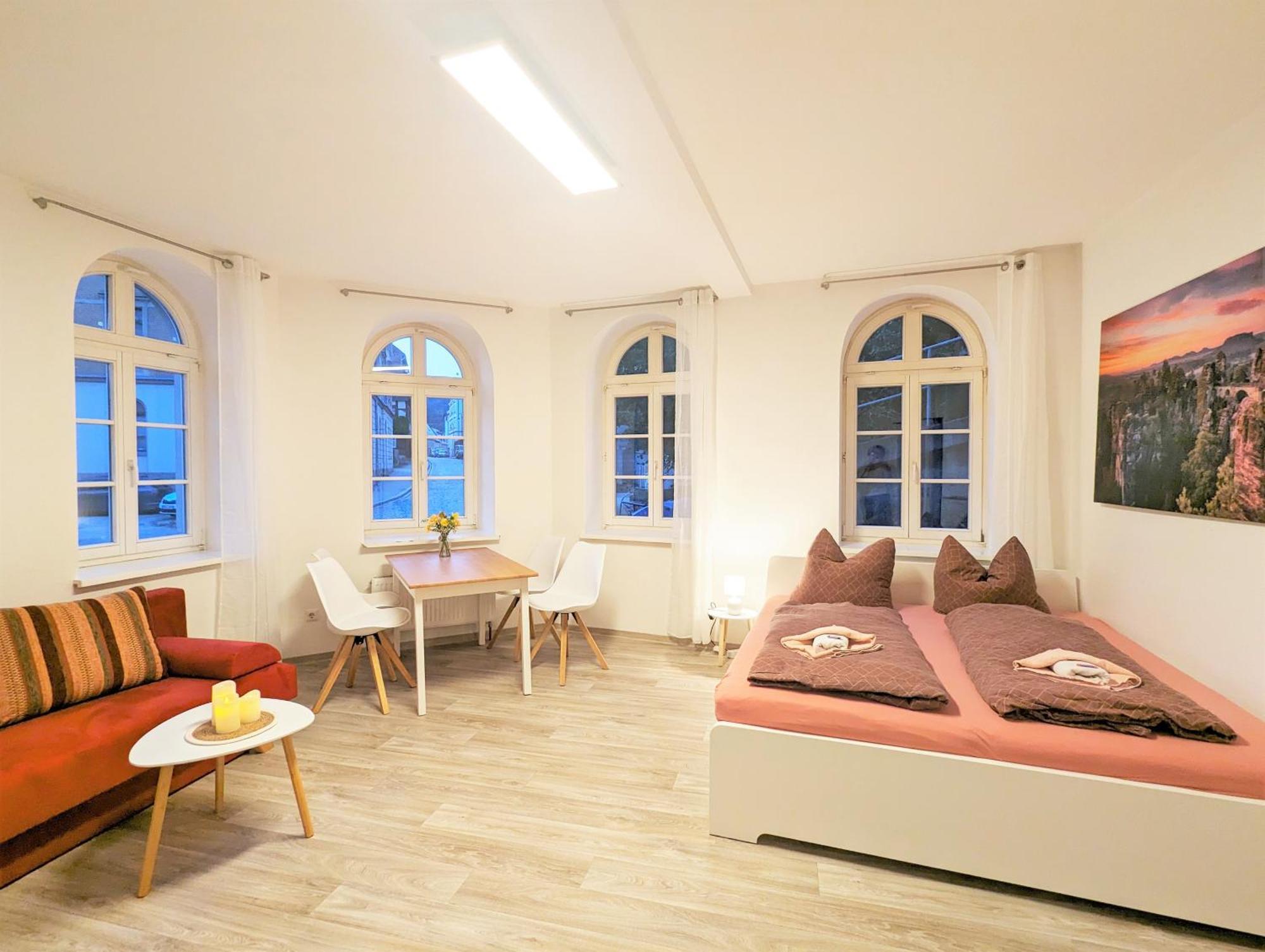 F1 - Urlaubsmagie - Helle Wohnung Mit Sauna & Pool & Whirlpool Sebnitz Luaran gambar