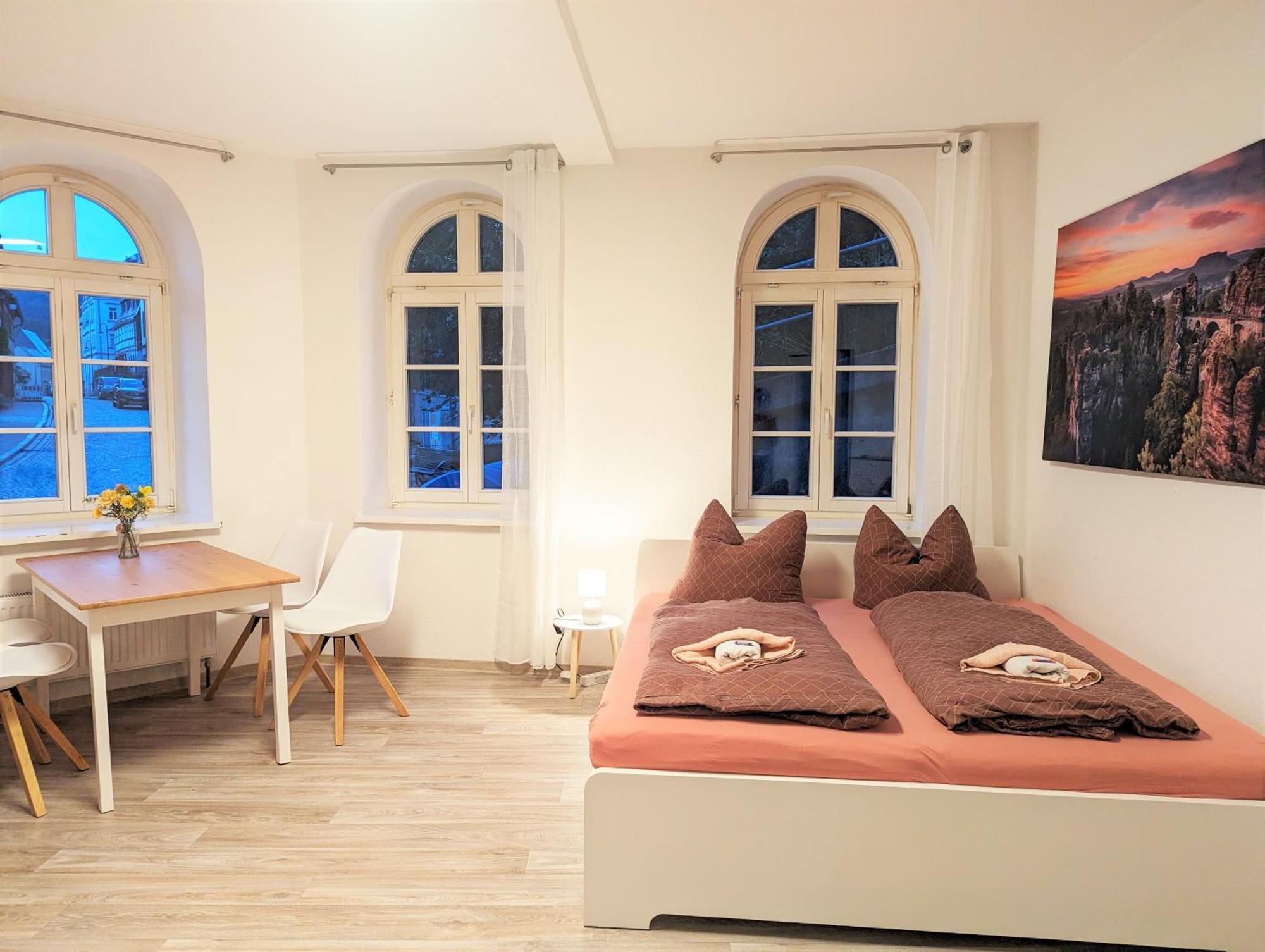 F1 - Urlaubsmagie - Helle Wohnung Mit Sauna & Pool & Whirlpool Sebnitz Luaran gambar