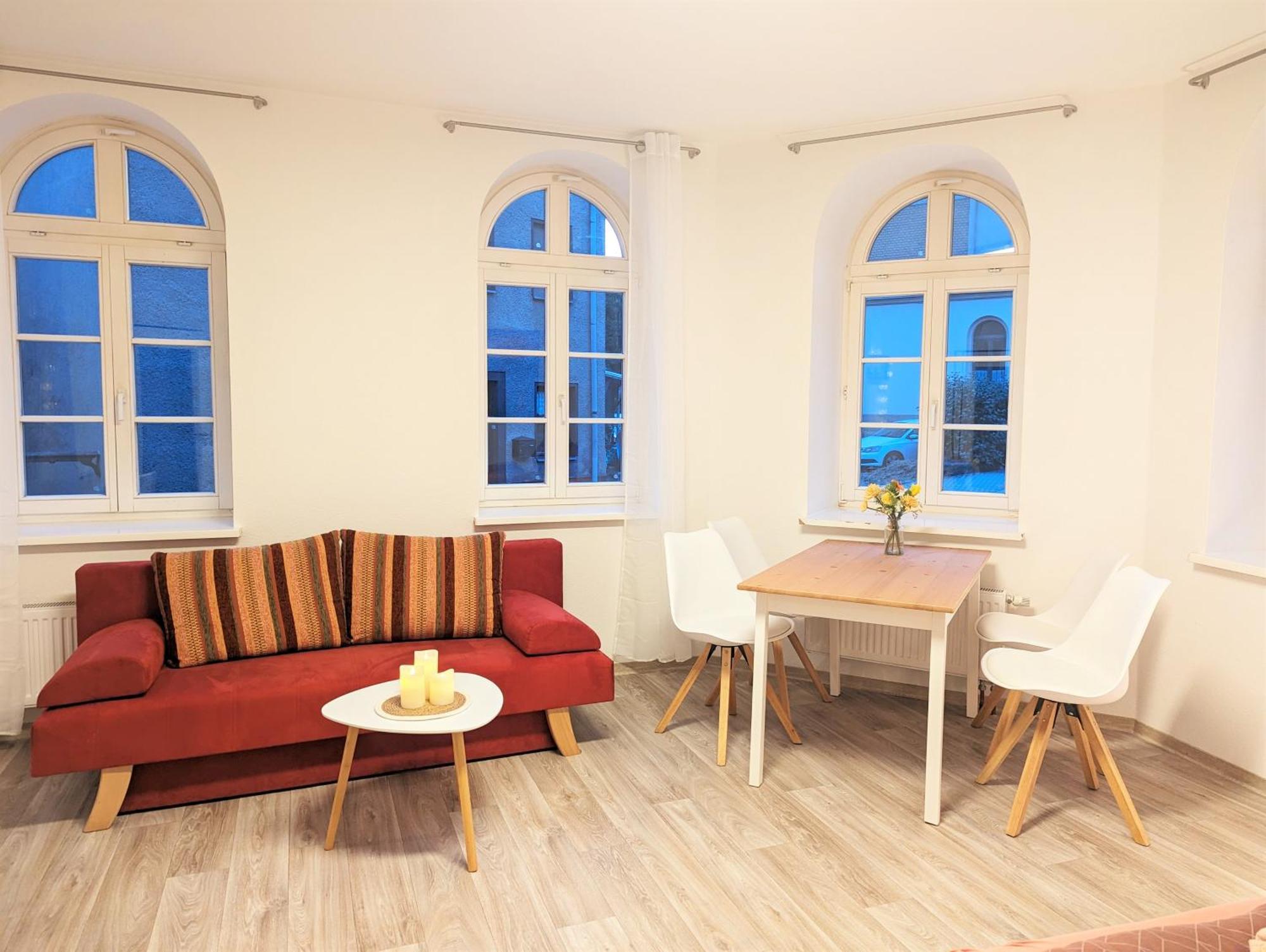 F1 - Urlaubsmagie - Helle Wohnung Mit Sauna & Pool & Whirlpool Sebnitz Luaran gambar